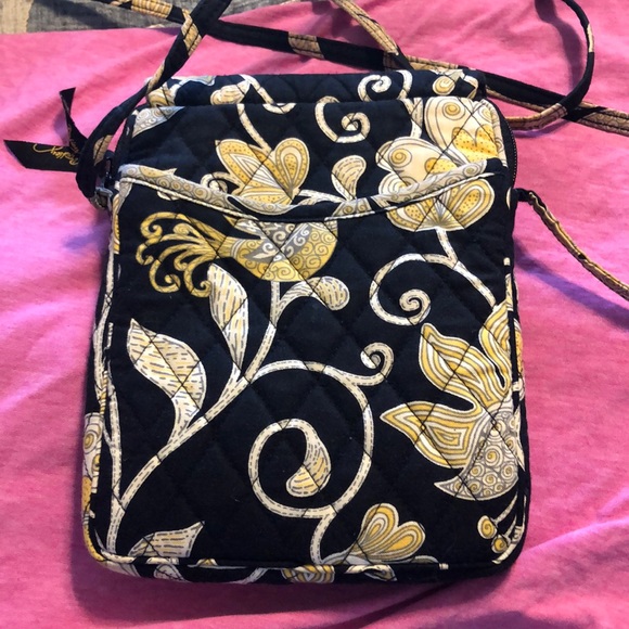 Vera Bradley Crossbody - Picture 3 of 3